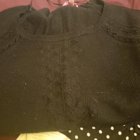 Lot of sweaters and belted tunic - Picture 4 of 6